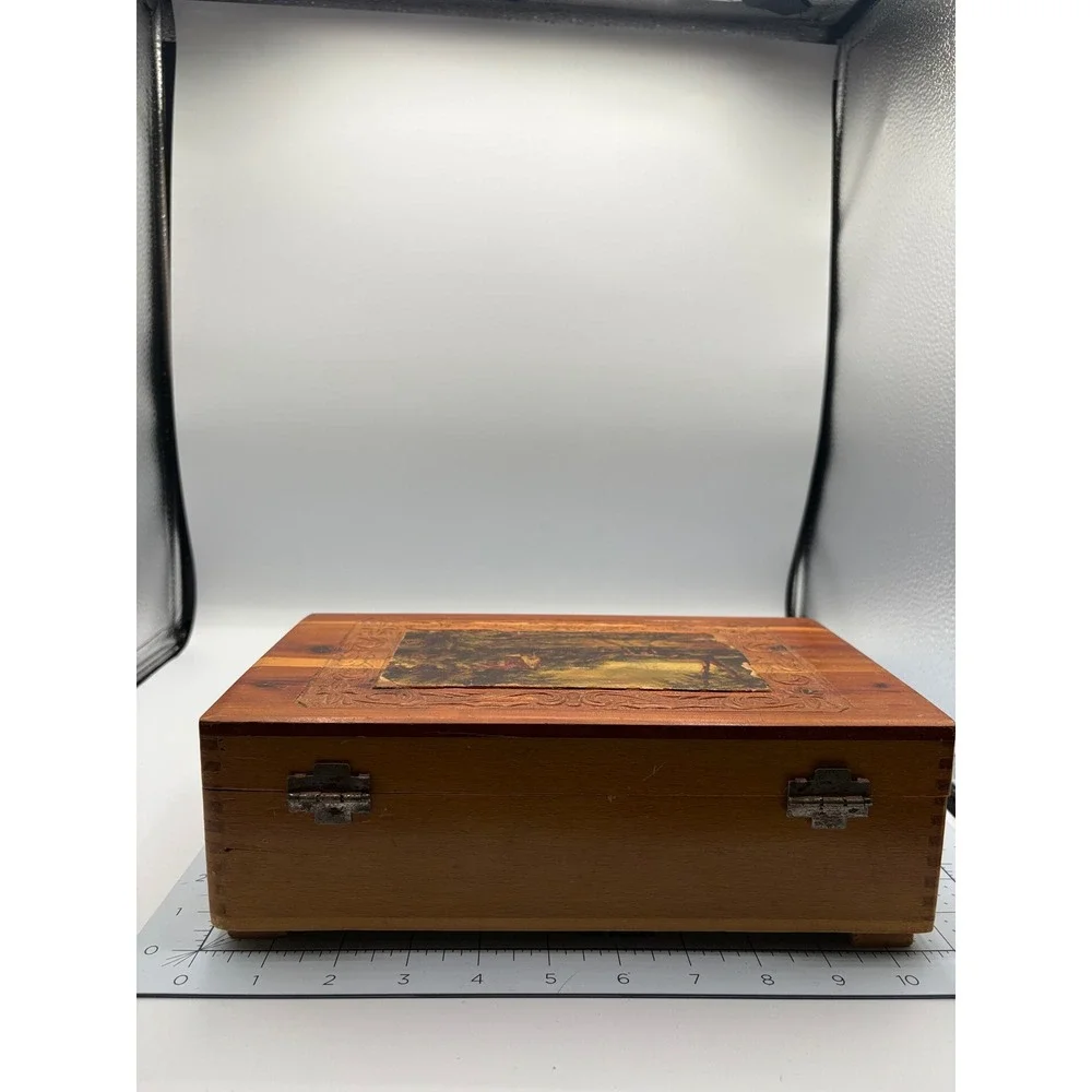 N/A vintage cedar